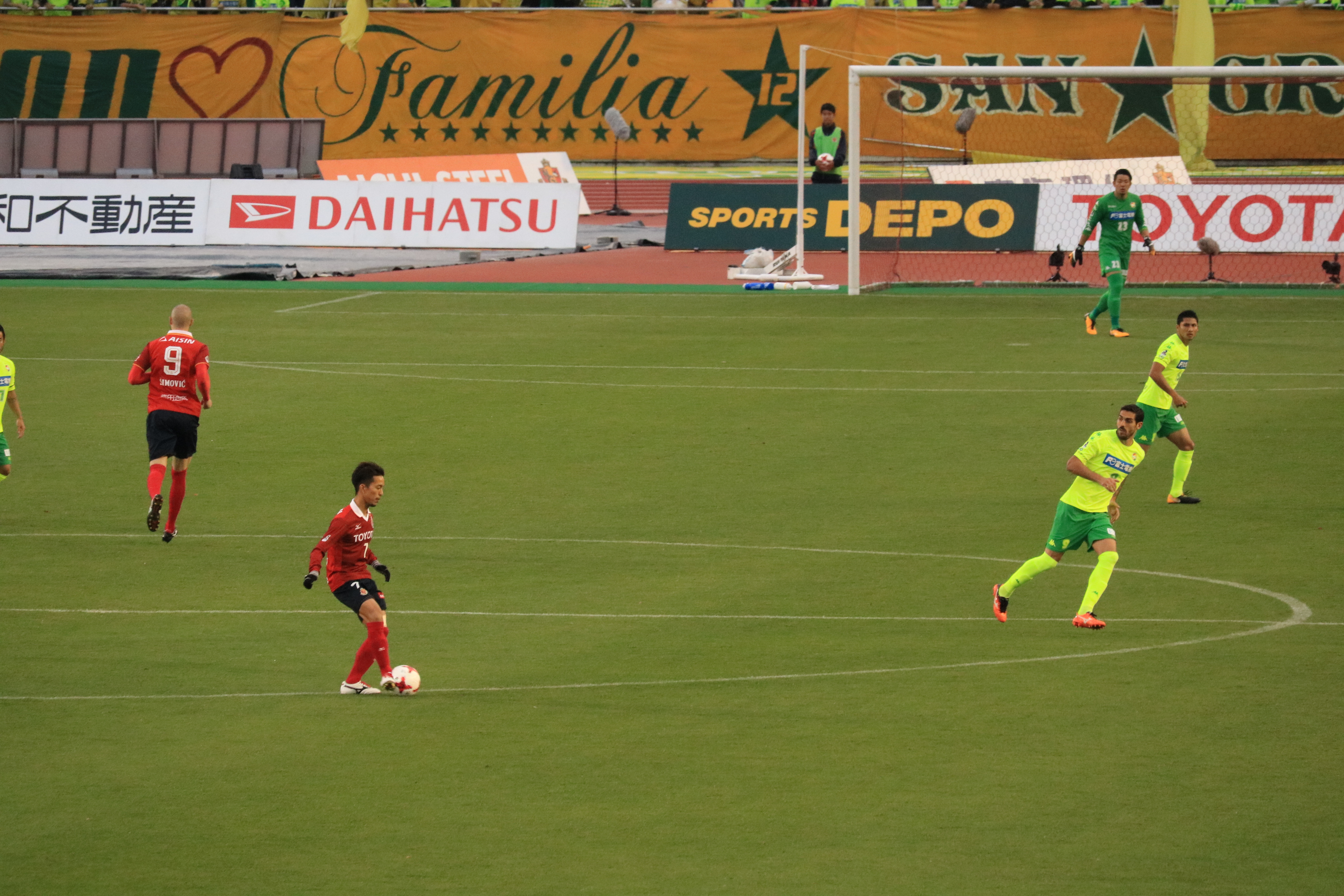 17 J1昇格プレーオフ準決勝 名古屋グランパス Vs ジェフユナイテッド千葉 パロマ瑞穂スタジアム 一期壱会 駅時々猫